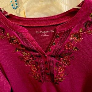 Burgundy ¾ sleeve shirt with bling. Used, but in great condition.